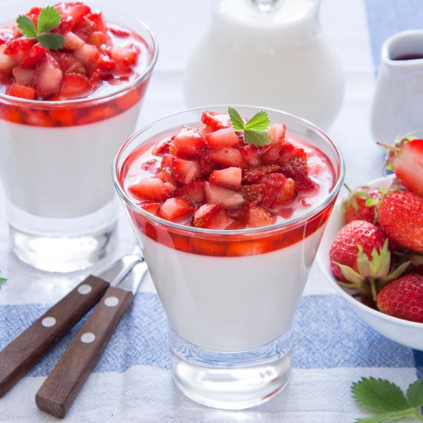 Chandler June-Bearing Strawberry Plant Food