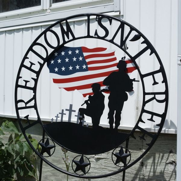 Freedom Isn't Free Outdoor Welcome Wheel - Nature Hills Nursery - Garden Center Item - 