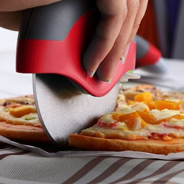 HD Roller Pizza Cutter - Nature Hills Nursery - Stainless Steel - 