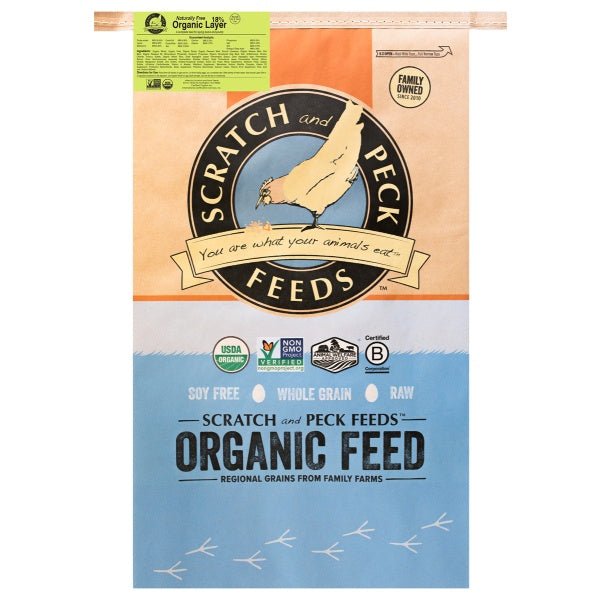 Scratch and Peck Naturally Free Organic Layer 18% - Nature Hills Nursery - 25 lb - 